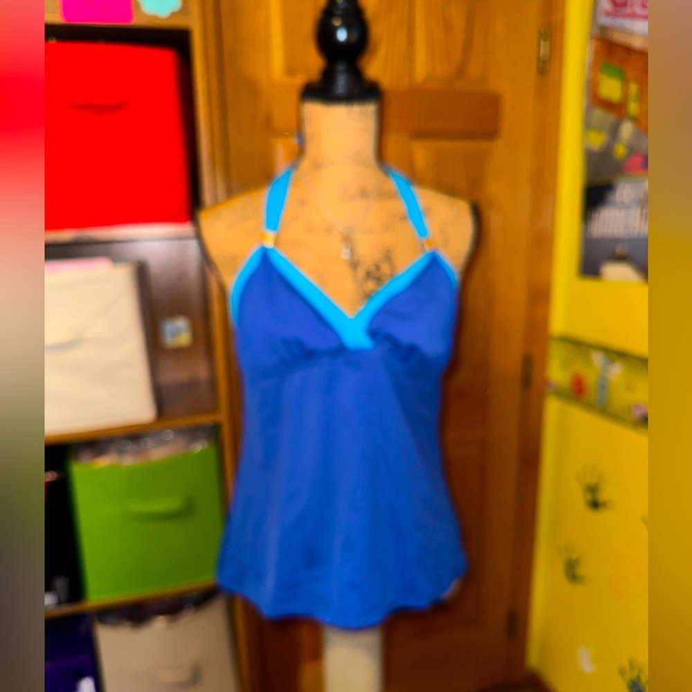 💙Blue swim top-size 16 women